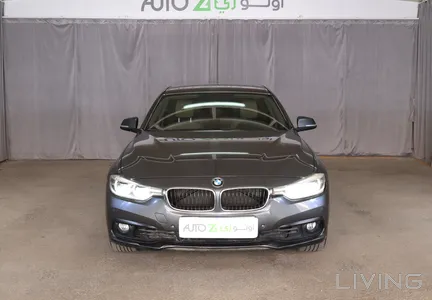 BMW 3-Series 318 i 2017